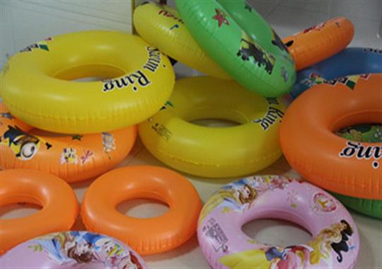 游泳圈用什么機器做的,價格多少錢？