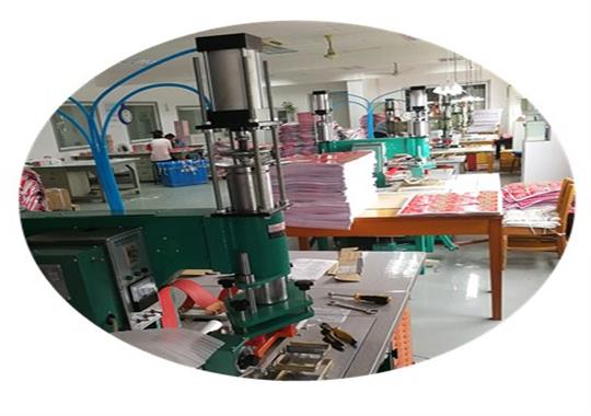 高頻機(jī)焊接不同塑料材質(zhì)焊接效果一樣嗎？